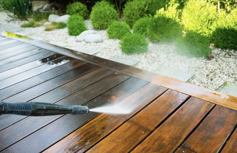 patio-deck-cleaning-problem-solution-image